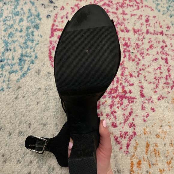 Candie’s Suede Open-Toe Heels - Picture 7 of 11